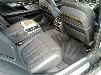 2019 BMW 740i  M Sport - Photo 13 - Jacksonville, FL 32211