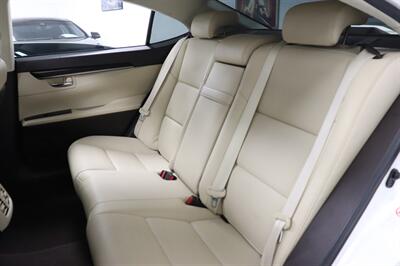 2017 Lexus ES 350   - Photo 17 - Jacksonville, FL 32211