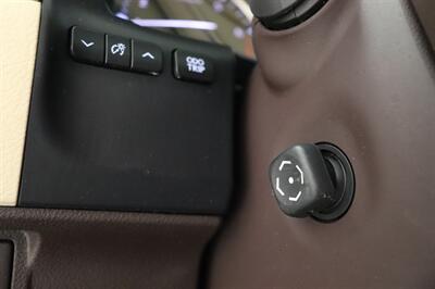2017 Lexus ES 350   - Photo 36 - Jacksonville, FL 32211