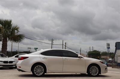 2017 Lexus ES 350   - Photo 8 - Jacksonville, FL 32211