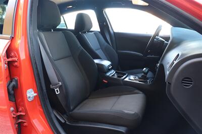 2020 Dodge Charger SXT - Photo 10 - Jacksonville, FL 32211
