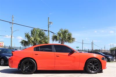 2020 Dodge Charger SXT - Photo 8 - Jacksonville, FL 32211