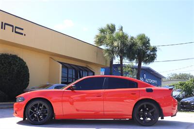 2020 Dodge Charger SXT - Photo 4 - Jacksonville, FL 32211