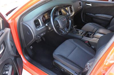 2020 Dodge Charger SXT - Photo 16 - Jacksonville, FL 32211