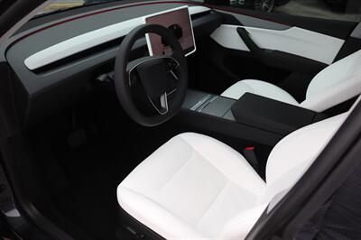 2026 Tesla Model Y Long Range   - Photo 11 - Jacksonville, FL 32211