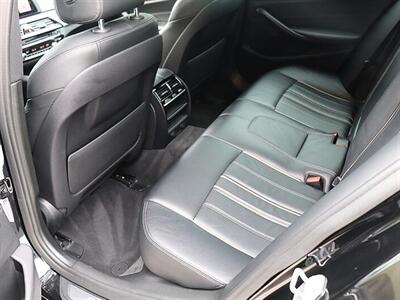 2019 BMW 530i Sport - Photo 14 - Jacksonville, FL 32211