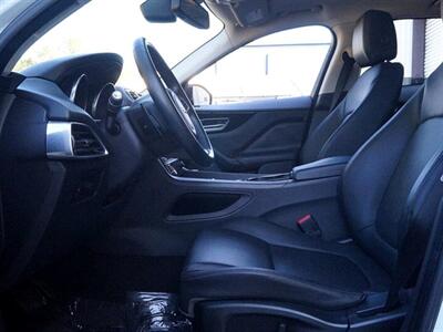 2017 Jaguar F-PACE 35t Premium   - Photo 33 - Jacksonville, FL 32211