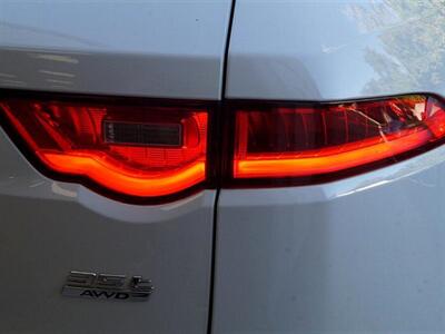 2017 Jaguar F-PACE 35t Premium   - Photo 27 - Jacksonville, FL 32211