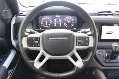 2020 Land Rover Defender 110 First Edition   - Photo 44 - Jacksonville, FL 32211