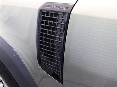 2020 Land Rover Defender 110 First Edition   - Photo 72 - Jacksonville, FL 32211