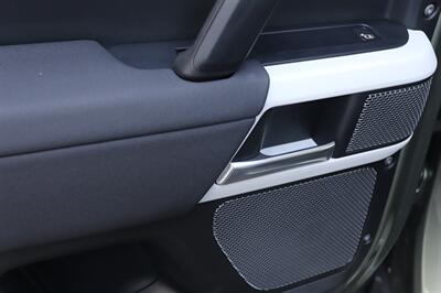 2020 Land Rover Defender 110 First Edition   - Photo 19 - Jacksonville, FL 32211