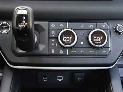 2020 Land Rover Defender 110 First Edition   - Photo 38 - Jacksonville, FL 32211