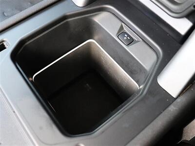 2020 Land Rover Defender 110 First Edition   - Photo 43 - Jacksonville, FL 32211