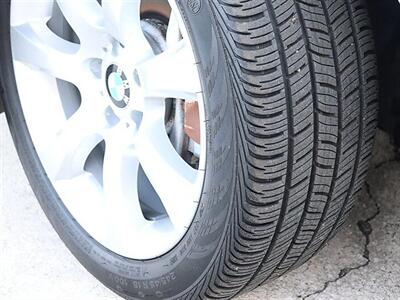 2011 BMW 5 Series 550i   - Photo 43 - Jacksonville, FL 32211