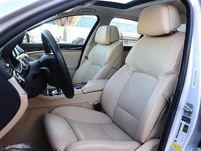 2011 BMW 5 Series 550i   - Photo 10 - Jacksonville, FL 32211
