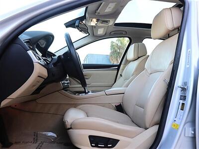 2011 BMW 5 Series 550i   - Photo 17 - Jacksonville, FL 32211