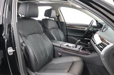 2017 BMW 7 Series 750i   - Photo 12 - Jacksonville, FL 32211