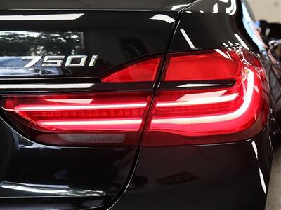 2017 BMW 7 Series 750i   - Photo 63 - Jacksonville, FL 32211