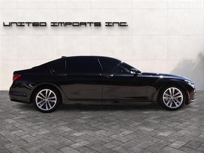2017 BMW 7 Series 750i   - Photo 6 - Jacksonville, FL 32211