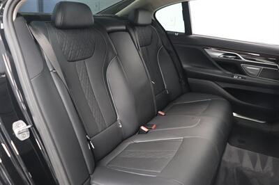 2017 BMW 7 Series 750i   - Photo 14 - Jacksonville, FL 32211