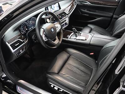 2017 BMW 7 Series 750i   - Photo 9 - Jacksonville, FL 32211