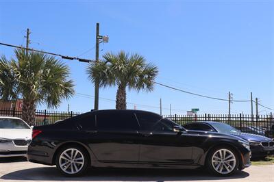 2017 BMW 7 Series 750i   - Photo 6 - Jacksonville, FL 32211