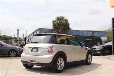 2013 MINI Hardtop Cooper   - Photo 7 - Jacksonville, FL 32211