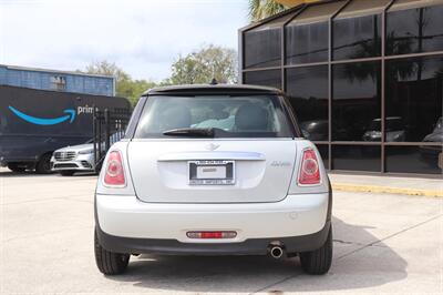 2013 MINI Hardtop Cooper   - Photo 6 - Jacksonville, FL 32211