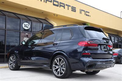 2022 BMW X7 M50i M Sport - Photo 3 - Jacksonville, FL 32211