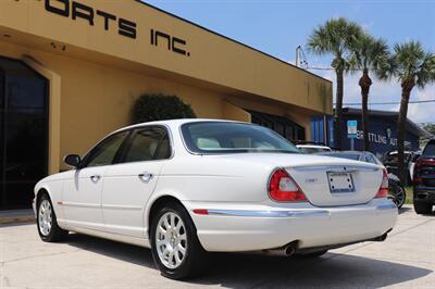 2004 Jaguar XJ8 - Photo 3 - Jacksonville, FL 32211