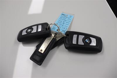 2013 BMW ActiveHybrid 3 - Photo 32 - Jacksonville, FL 32211