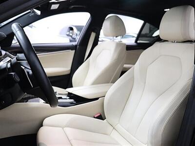 2018 BMW 5 Series 530i - Photo 11 - Jacksonville, FL 32211