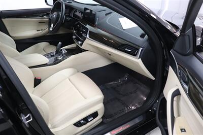 2018 BMW 5 Series 530i - Photo 12 - Jacksonville, FL 32211