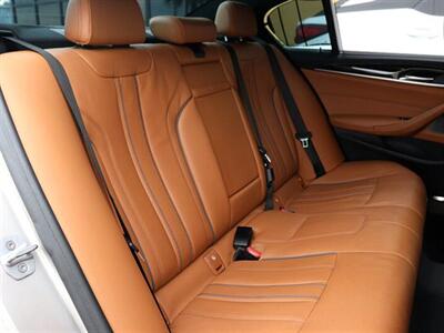 2018 BMW 5 Series 530i Sportline - Photo 14 - Jacksonville, FL 32211