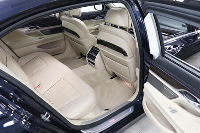 2017 BMW 7 Series 740i   - Photo 13 - Jacksonville, FL 32211