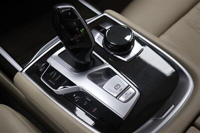 2017 BMW 7 Series 740i   - Photo 43 - Jacksonville, FL 32211
