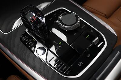 2022 BMW X7 xDrive40i - Photo 36 - Jacksonville, FL 32211