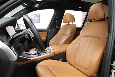 2022 BMW X7 xDrive40i - Photo 10 - Jacksonville, FL 32211