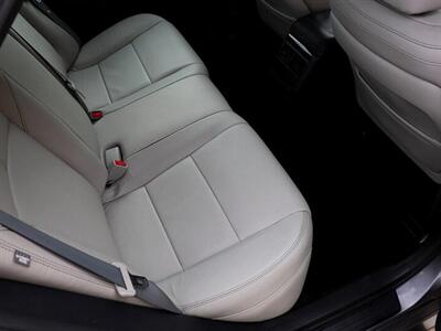 2015 Toyota Avalon XLE   - Photo 14 - Jacksonville, FL 32211