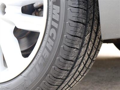 2015 Toyota Avalon XLE   - Photo 33 - Jacksonville, FL 32211