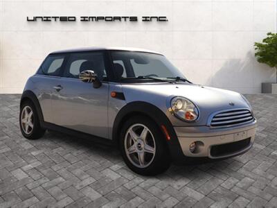 2010 MINI Cooper   - Photo 7 - Jacksonville, FL 32211