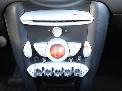 2010 MINI Cooper   - Photo 18 - Jacksonville, FL 32211