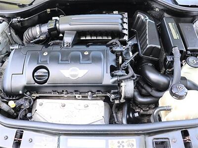 2010 MINI Cooper   - Photo 24 - Jacksonville, FL 32211