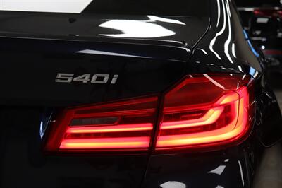 2019 BMW 5 Series 540i   - Photo 59 - Jacksonville, FL 32211