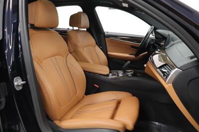 2019 BMW 5 Series 540i   - Photo 17 - Jacksonville, FL 32211