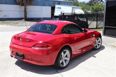 2010 BMW Z4 sDrive30i   - Photo 11 - Jacksonville, FL 32211