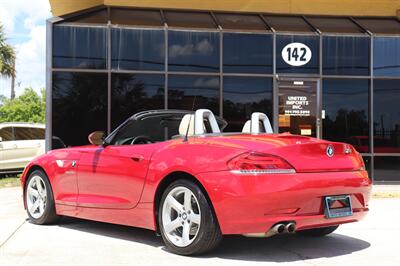 2010 BMW Z4 sDrive30i   - Photo 4 - Jacksonville, FL 32211