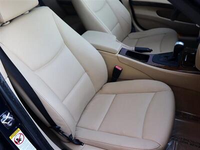 2006 BMW 3 Series 325i   - Photo 12 - Jacksonville, FL 32211