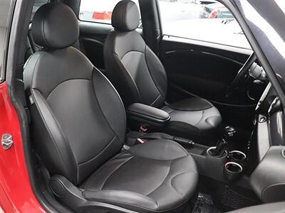 2013 MINI Hardtop Cooper S   - Photo 8 - Jacksonville, FL 32211