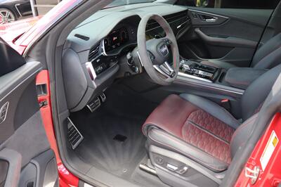 2025 Audi RS Q8 performance 4.0T quattro - Photo 10 - Jacksonville, FL 32211